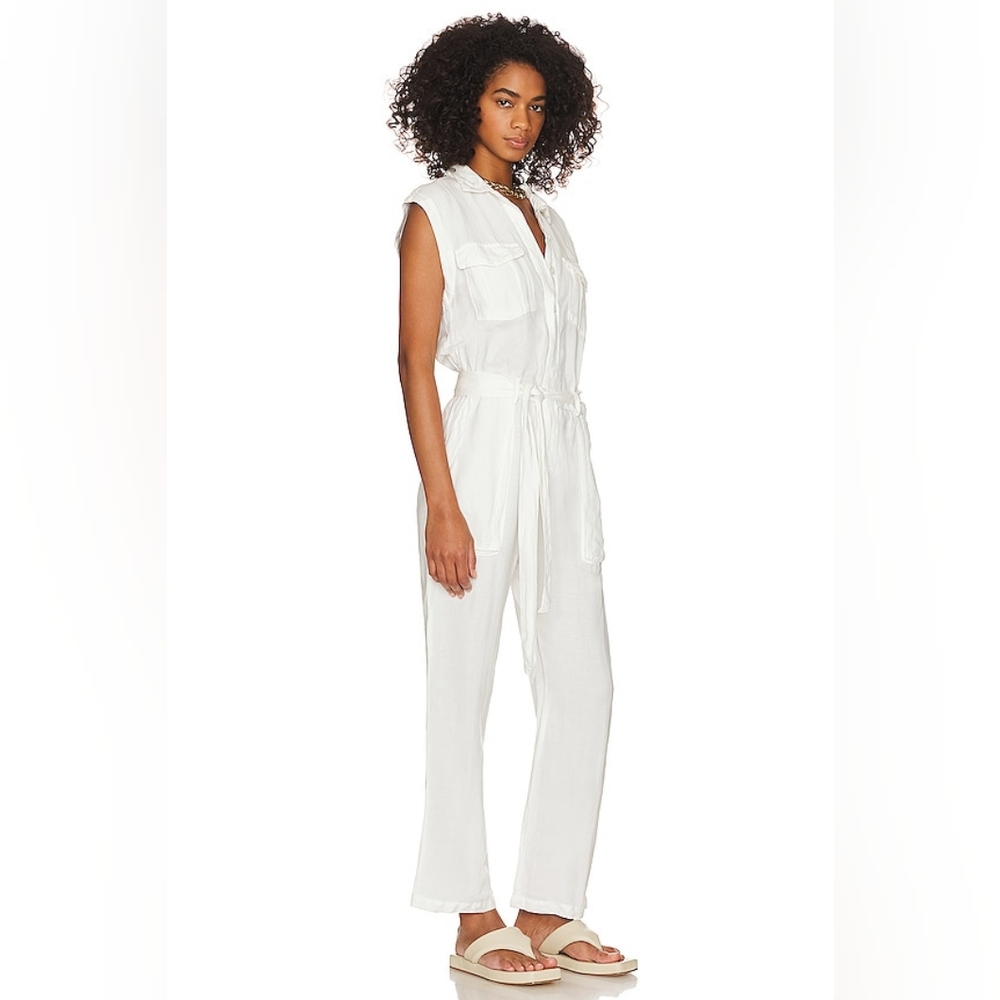 🤍 YOUNG, FABULOUS AND BROKE WHITE CUBA JUMPSUIT